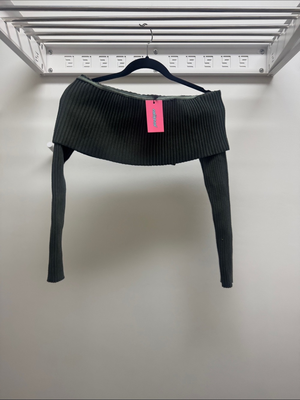 SEXY Edikted Off-the-Shoulder Ribbed Sweater in Dark Green